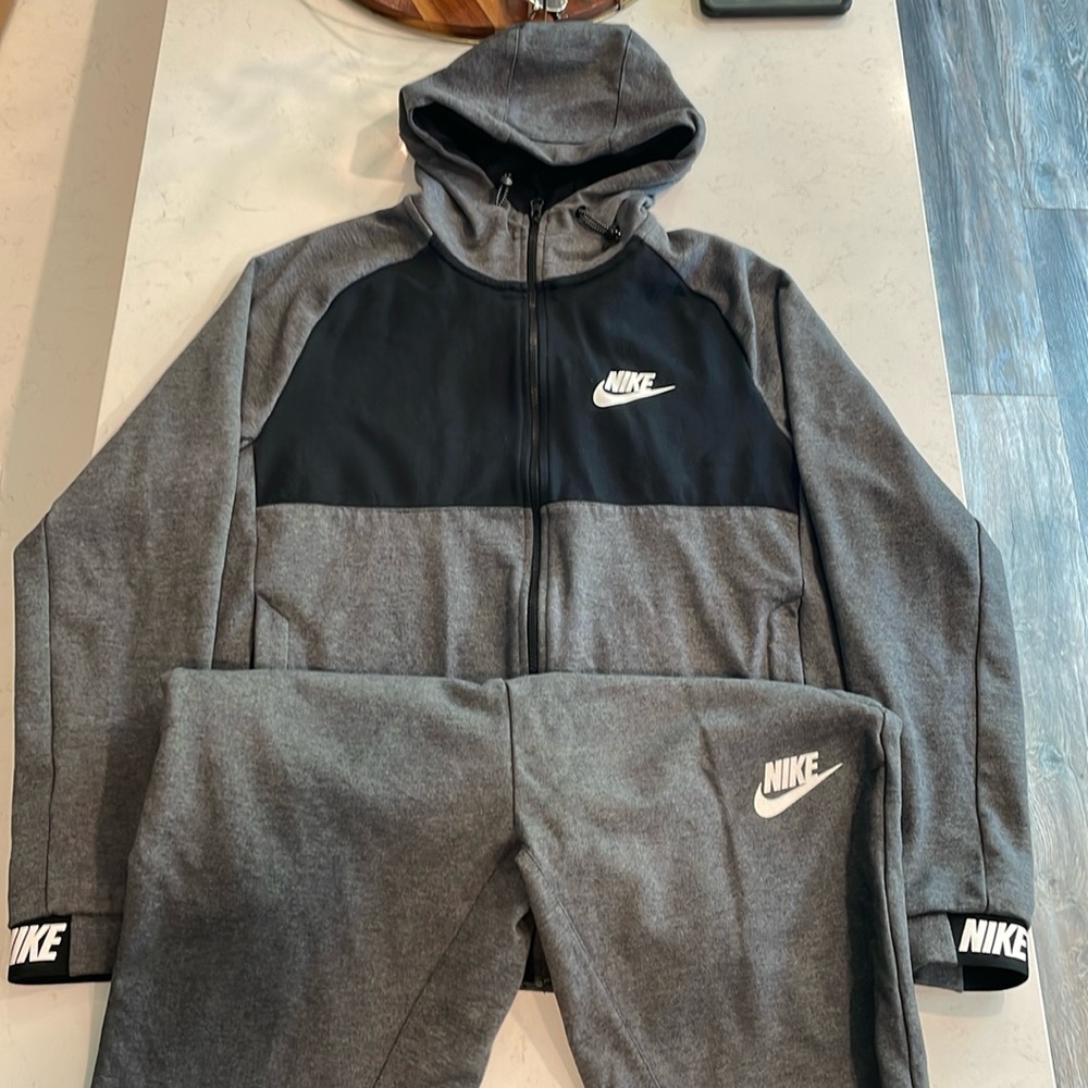 Men’s Nike Slim Fit Sweat Suit Sweats Zip Hoodie